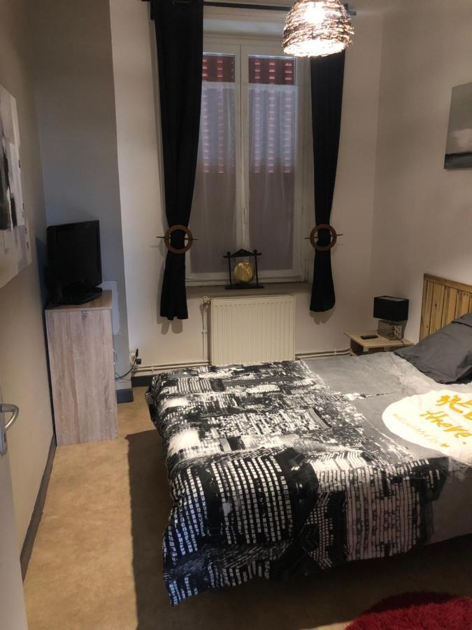 Appartement Spacieux Flize Luaran gambar